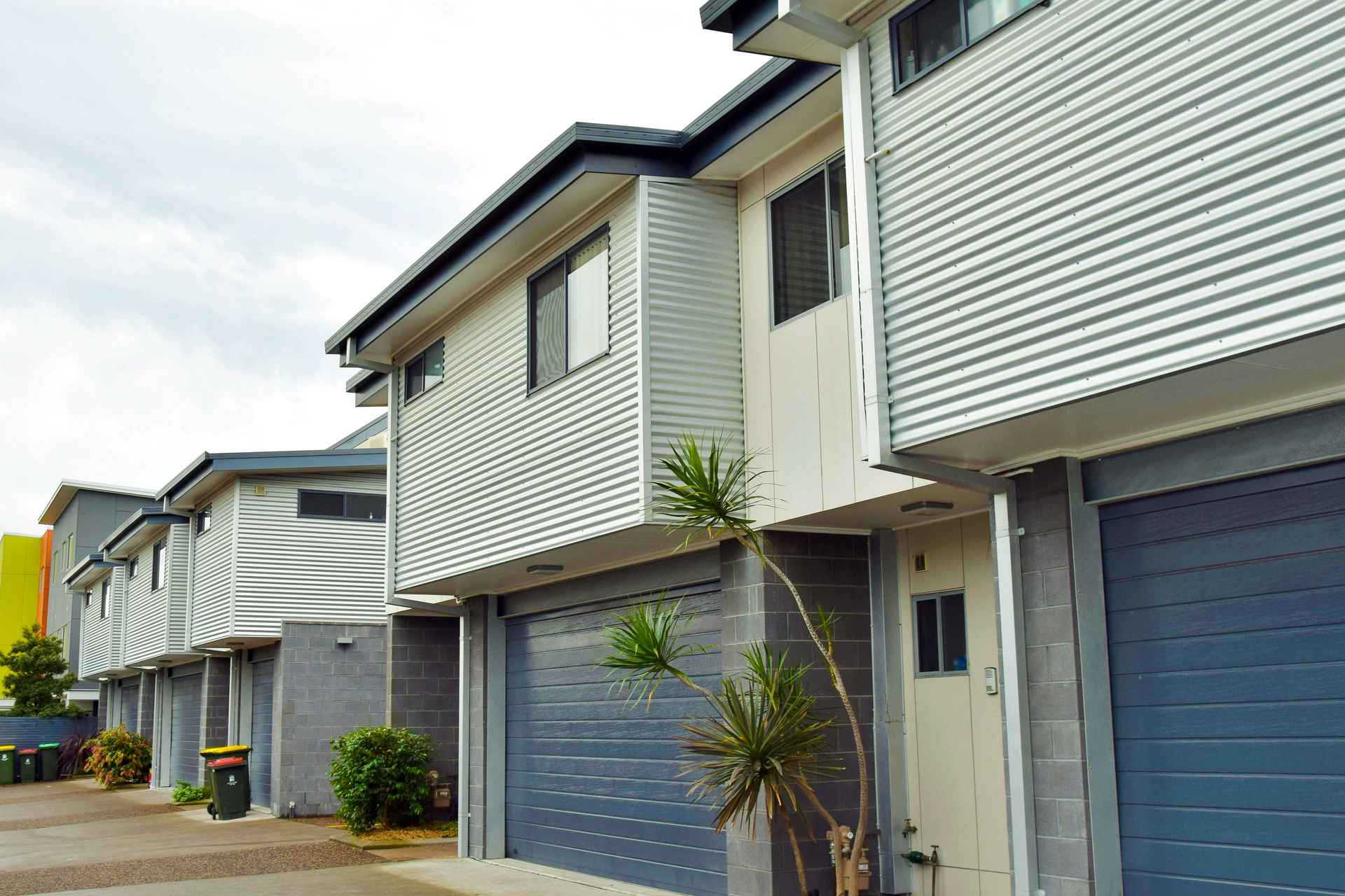 162570602166488631 rsd For Lease