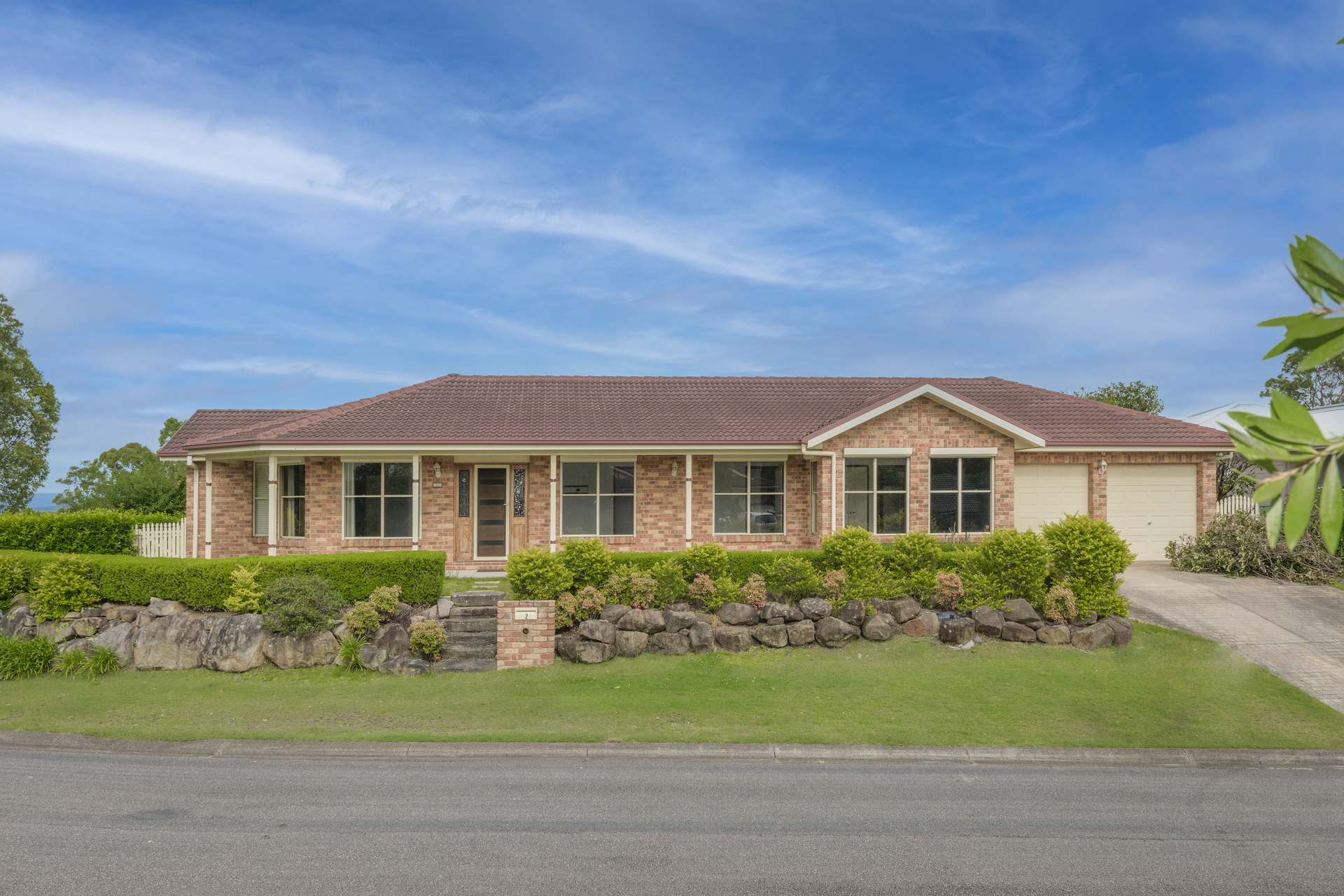 1906528450 rsd Home