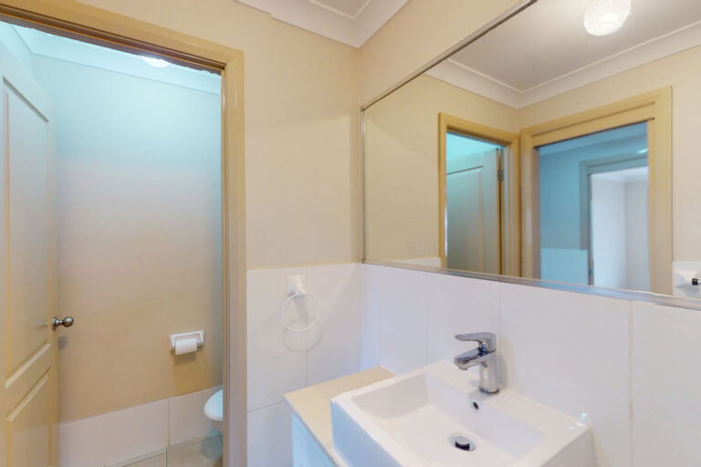 175998488321701025-rsd