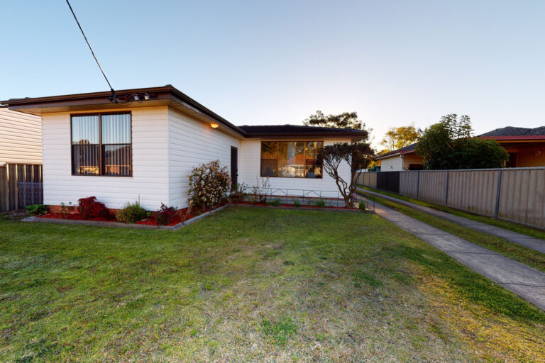 162761179346432012-rsd