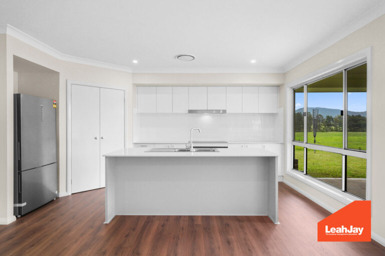 174043193368999410-rsd