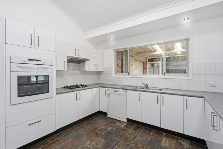 176334845778836789-rsd