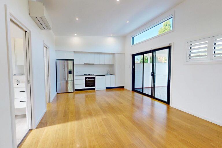 176412247375281175-rsd