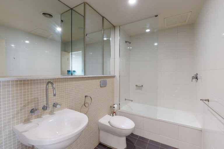 161948547374061093-rsd