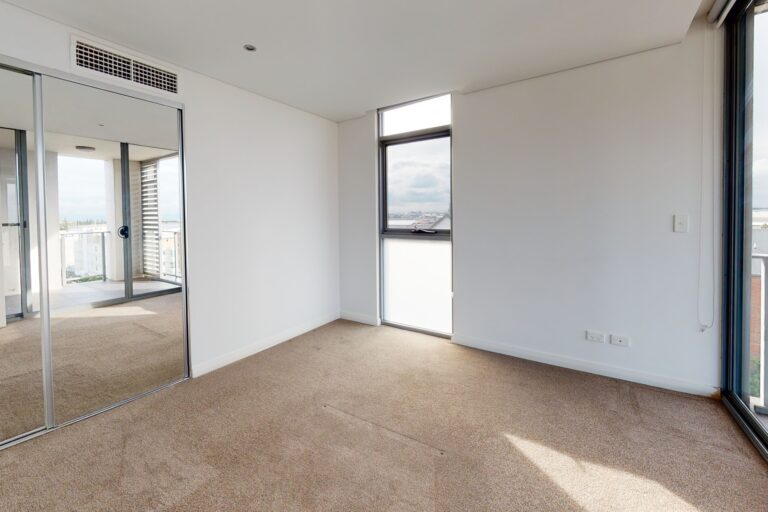 172680857814549193-rsd