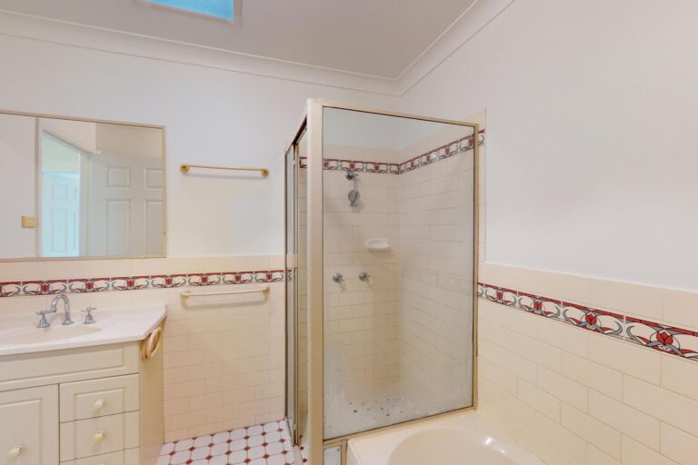 172946474568383126-rsd