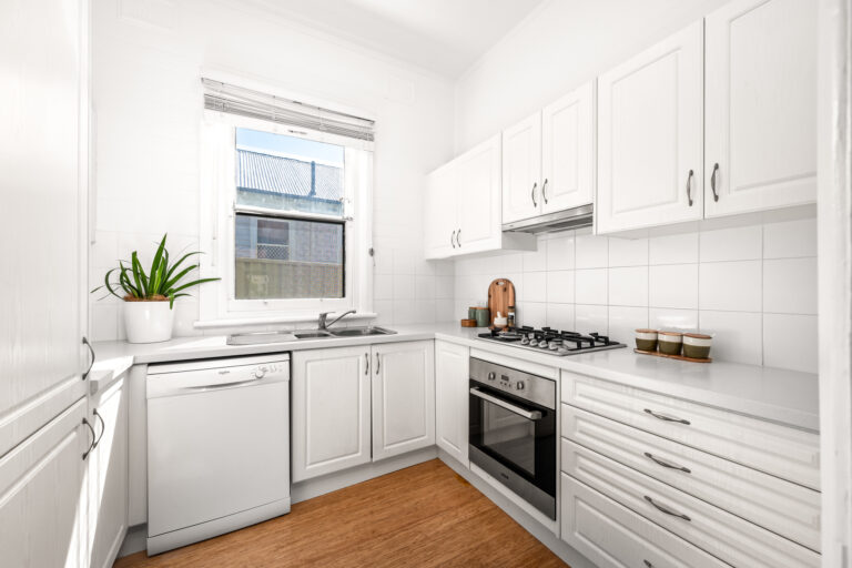 173198403761938442-rsd