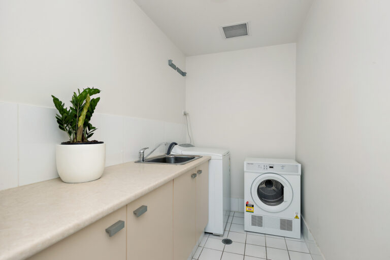 176463496409927937-rsd