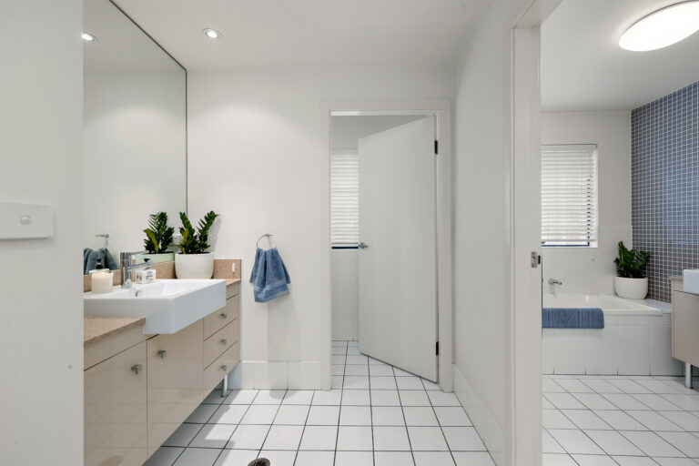 176463498152746115-rsd