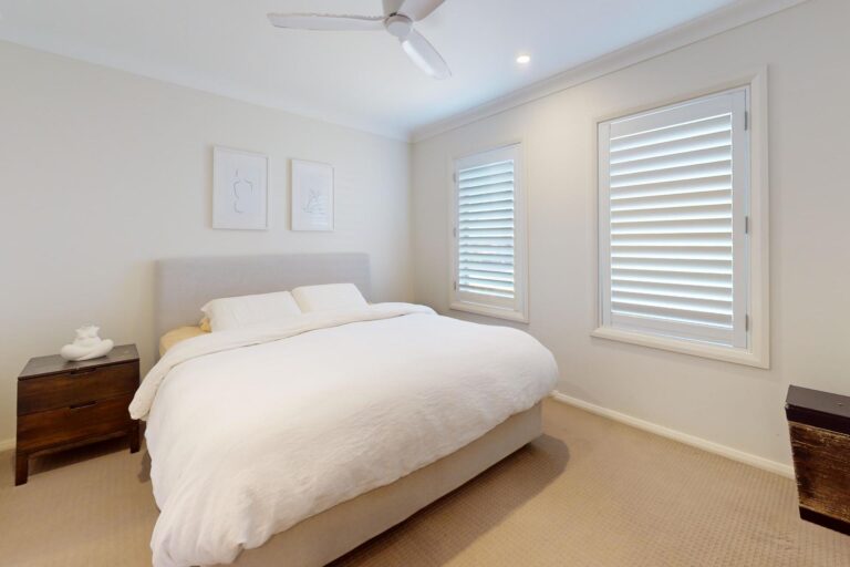 176523935608575790-rsd