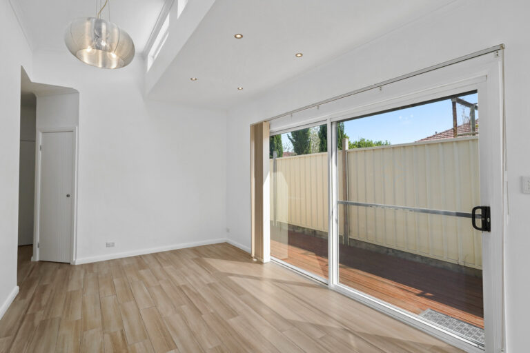 176532645195666393-rsd