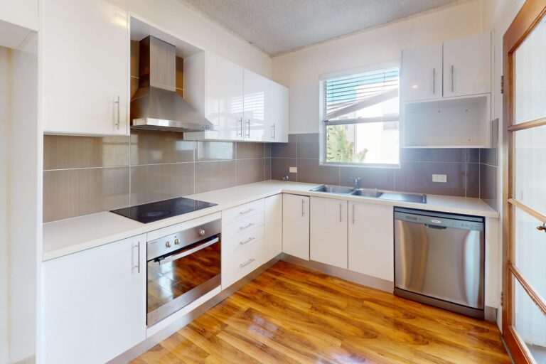 176612307021356854-rsd