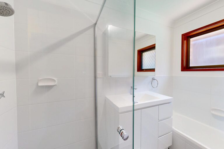 176636083498352826-rsd