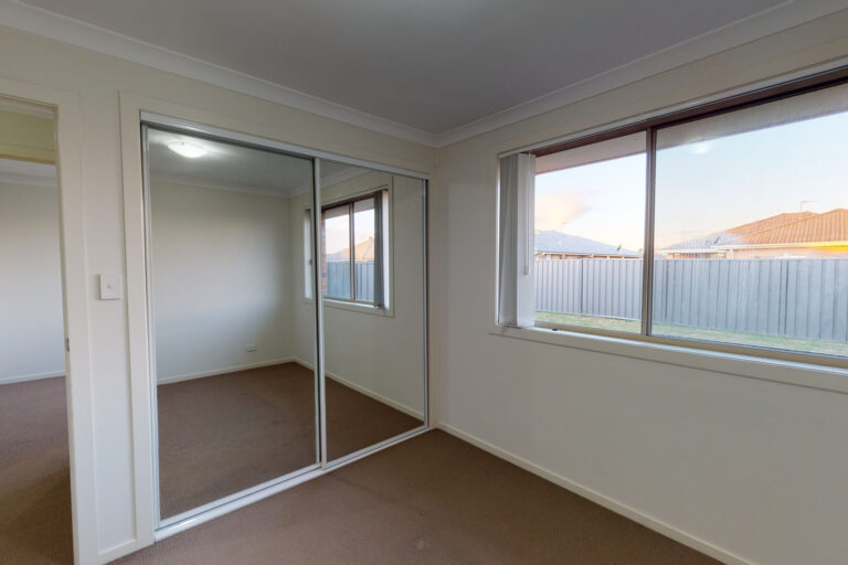 162406452255616249-rsd