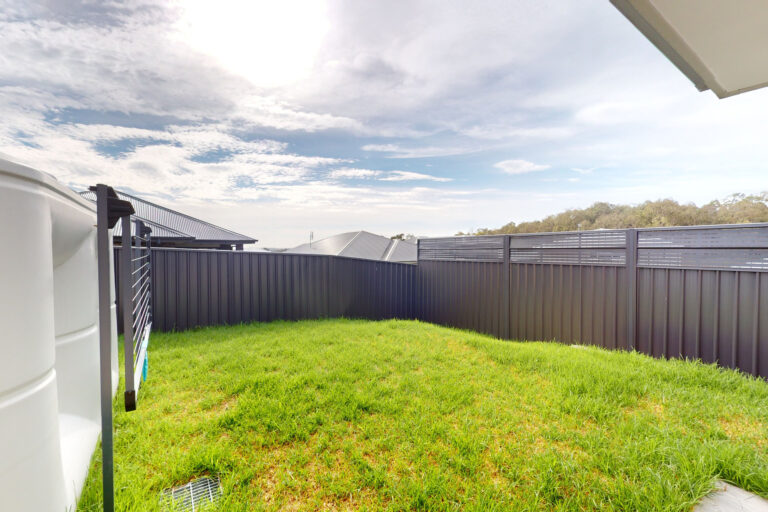 170468955347175747-rsd