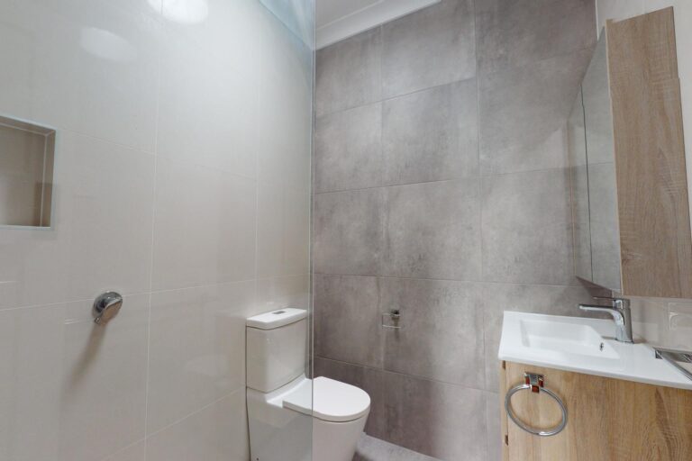 173104618757430034-rsd