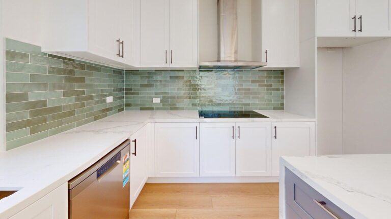 177033877931218383-rsd