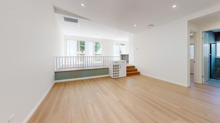 177033884868020508-rsd