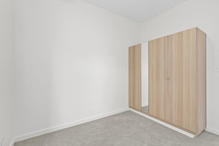 177191515448140376-rsd