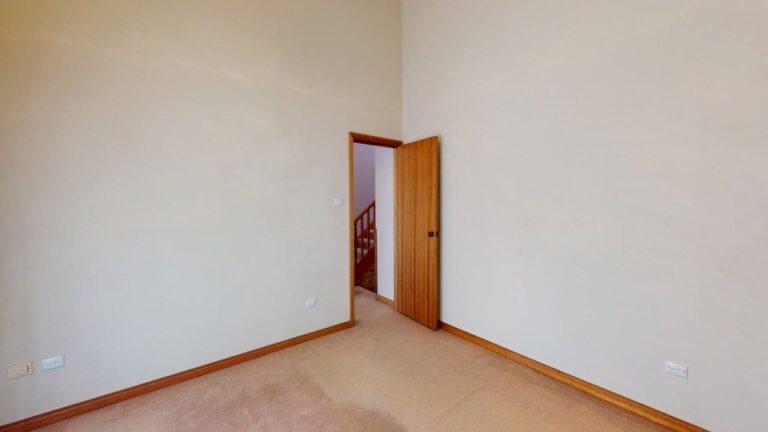 177205997285657675-rsd