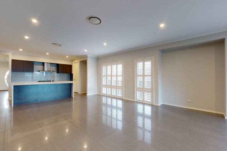 168301035942982817-rsd