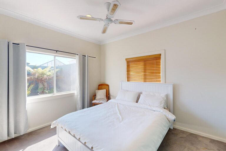 172594357760383778-rsd