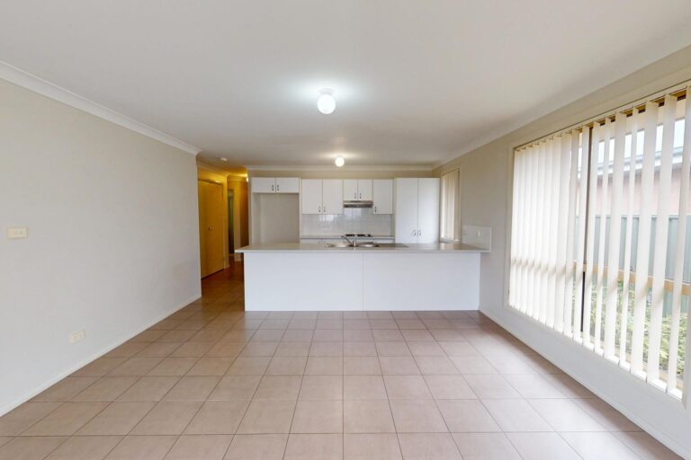 174537461171947383-rsd