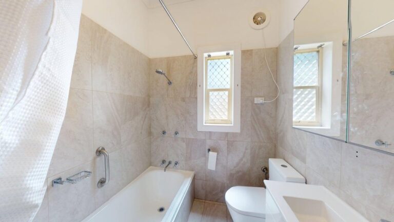 177249813045723093-rsd