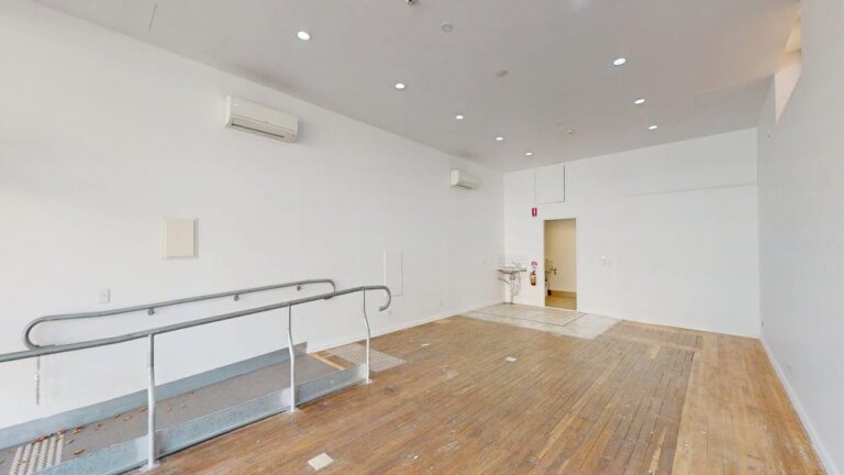 177259400073937956-rsd