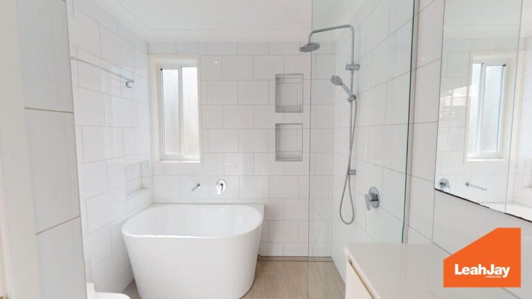 177336870818299989-rsd