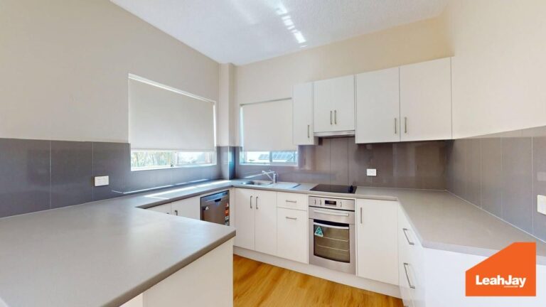 177439764000966835-rsd