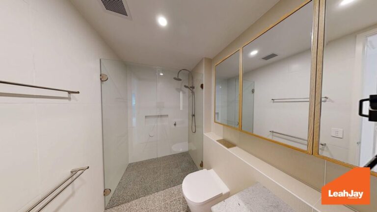 177448750800966835-rsd