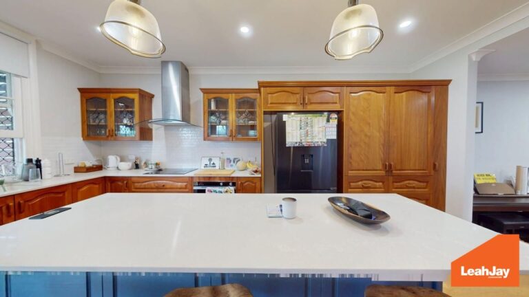 177485377318299989-rsd