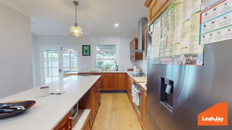 177485377430621405-rsd