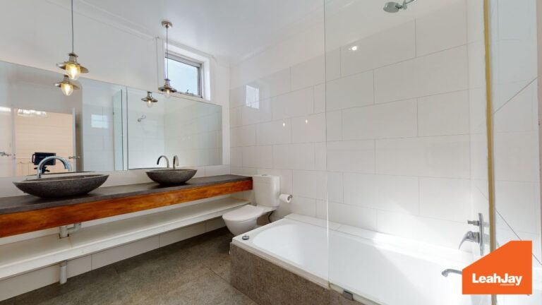 177562460862136141-rsd