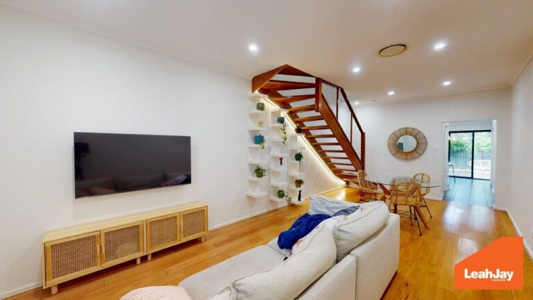 177586950756625328-rsd