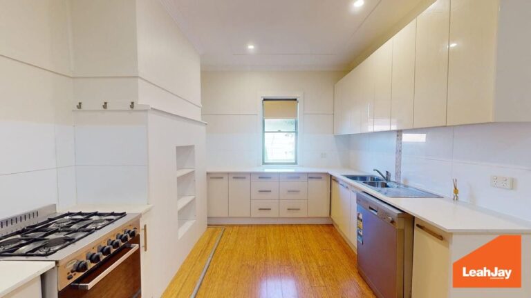 177812947303229368-rsd
